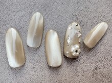 ターラ(Tara)/ストーンマグネイル