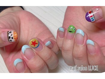 ルーチェ(LUCE)/テーマパークネイル
