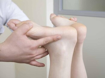 新橋赤レンガ通りカイロプラクティック/【施術の流れ】歪みチェック 