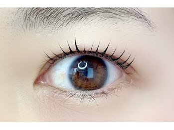 ヴィライズ 船橋(VIRISE)/瞼を避けてしっかりカール♪