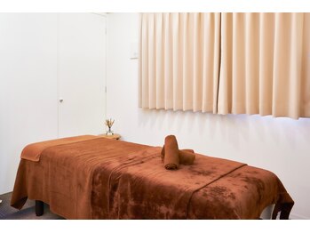 小顔整体研究所 KSラボ 江坂店/ベッド