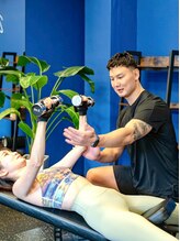 バブル(Bubble)/デコルテラインを綺麗に