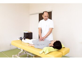 全快堂整骨院の写真/体の歪み・背中や膝の痛み、疲労をケア！年齢・体質・症状を考慮し一人ひとりにあった施術で体が楽になる♪