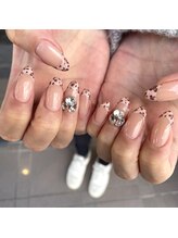 トータルサロン 白べぇーっ プラス/ヒョウ柄ネイル