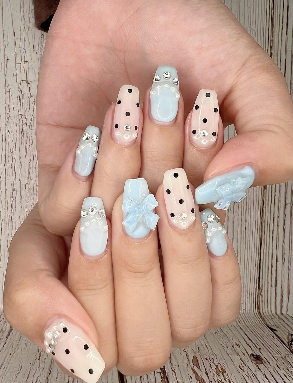 105))フレンチガーリー ニュアンス 水色 リボンネイル 付け爪 ネイル