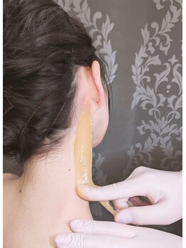 バッカス(BACCHUS)の写真/ブライダル&薄着シーズンに、シュガーリング・フェイシャルでツルツル♪メンズのハーフパンツ対策にも◎