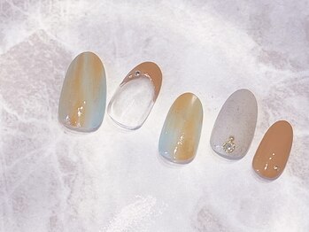 ブレスネイル(brace Nail)/秋カラーのニュアンスネイル