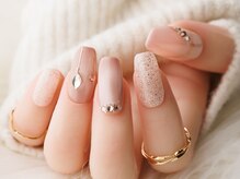 ヴァンネイル みなとみらい馬車道(VINGT NAIL)/マグネット×ビジュー