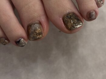 アトリエ リベルテ 市電通り店(atelier Liberte)/フットネイル インクネイル