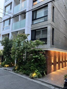 240鍼灸マッサージ院 麻布十番/店舗外観/導線案内