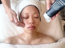 ホワイトカメリア(White Camellia)/【ニキビケア】マシンマッサージ