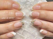 サロン ド メルシー(Salon de MERCI)/白フレンチ☆