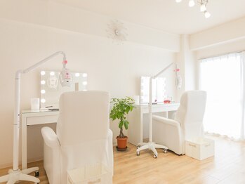 エクシアホワイトニング たまプラーザ店/たまプラーザ店・施術席