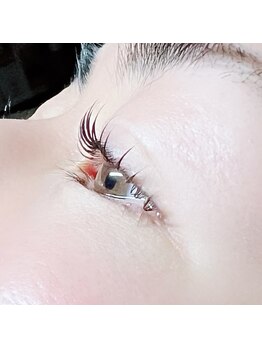 エミイ(eMii.)/横から見ても美しく