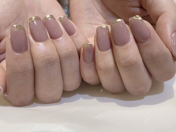 ネイルズ ララ(nails Lala)/くすみピンク。