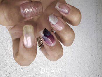 ドロウラピリィ トカ(DLAW Lapilie/toka)/ニュアンスネイル