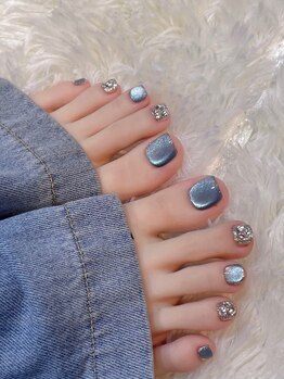 アイネイル(AI Nail)の写真/周りと差がつく季節ごとのデザインで足元からお洒落に☆普段ハンドネイルが出来ない方にもオススメ♪