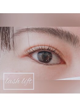 リコリス(licoris)/ラッシュリフトファービーカール