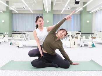 オリーブ バイ ザ シルク 八王子店(Olive Pilates by the SILK)の写真/【スキマ時間で理想のカラダへ】洗練された空間で、心も身体も健康でキレイに。無理なく、自分らしく輝く。