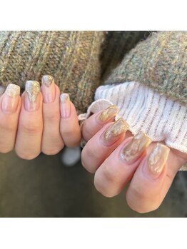 イロ(iro)/ニュアンスネイル♪アシメ♪