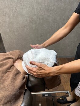 剃らないとソン 横浜店/ホットタオルでリラックス