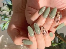 ネイルズ ララ(nails Lala)/カーキ。