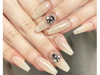 ヌアネイル(NUR NAIL)/