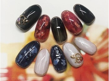 金箔ネイル￥6600ｂｙ石塚