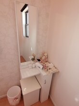 おうちサロン しゅろ/お化粧直しのコーナー