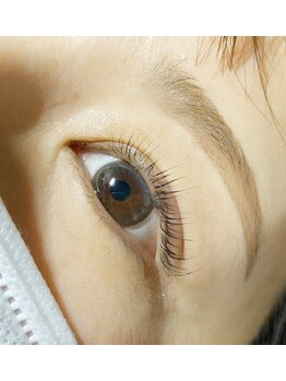 プラム(plum)/パリジェンヌラッシュリフト