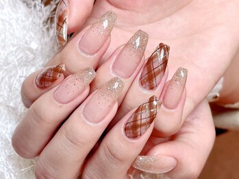 レアネイル 新宿(le'a nail)の写真/≪初回ジェルオフ無料≫自分の好きなものだけが詰まったオリジナルネイルに♪色味・デザインの提案が得意◎