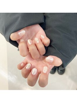 ネイルサロン エーナイン ザ ビッグ豊平店/シンプルデザイン