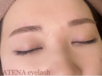 アテナ アイラッシュ(Atena eyelash)の写真/大人気！お客様に似合った黄金比をご提案♪ダメージレスラッシュリフト+美眉スタイリング/まつげパーマ☆
