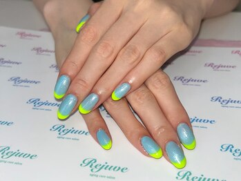 リジュベ(Rejuve)/ブルーラメとイエロー相性◎