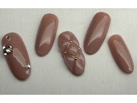 #257 &nbsp;【ビジュー×ぷっくり】