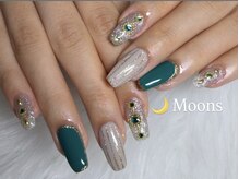 ムーンズ(Moon's)/