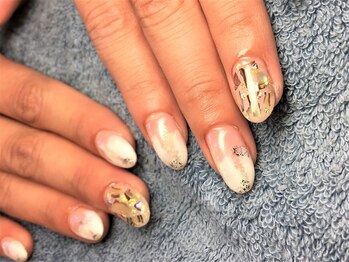 ネイルズ ラ ブリーサ(nails La Brisa)/桜木町駅徒歩1分★ジェル