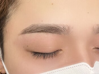 プラチナ 表参道(PLATINA)/平行眉