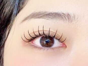 リナータ 渋谷本店(Rinata)の写真/【初回オフ無料ボリュームラッシュ400本¥6990】何度でも同価格!ふんわりボリュームでナチュラルeyeが新常識