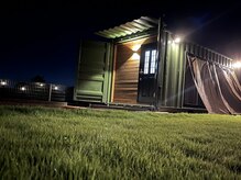 完全貸切コンテナハウス・男心くすぐる秘密基地のような空間！