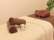 サロンドナーベル(Salon de navel)