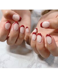 赤フレンチネイル