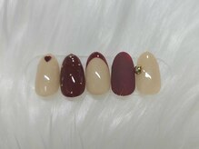 イング(+ Ing)/バレンタインネイル