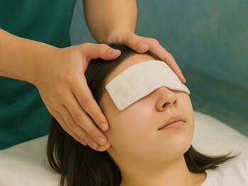鍼灸かんなり治療院の写真/【眼精疲労/ストレス脳を解消】頭に優しく触れ脳に直接アプローチする"脳もみnomomi"で根本改善へ導く♪