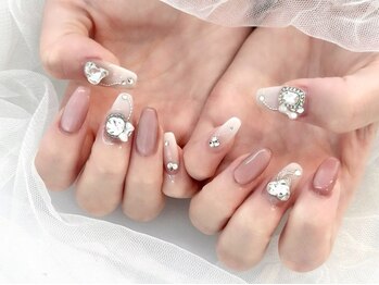 ララ(RARA)の写真/中野駅から徒歩1分の好立地♪理想の美ネイルへ◎爪の形等お悩みやご希望のデザインをお聞かせください！