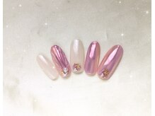 ウィズ フェリーク/オーロラピンクの貝ネイル