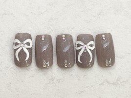 ぷっくりリボンネイル