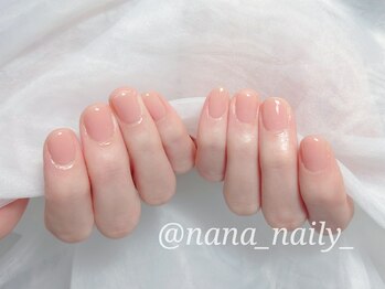 スキンカラー×ショートネイル