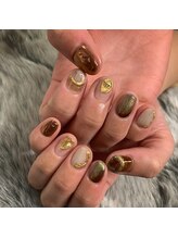 ラティ ネイル(Ratie nail)/