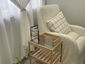 デイジーミミ(Daisy mimi)の写真/【貸し切り空間◇小さな隠れ家アットホームサロン】定額ニュアンスアート￥6000～♪19時以降の受付も可能◎